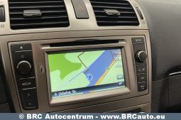 Toyota Avensis Combi 2.2 D-4D Executive Automatas 2015 full