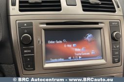 Toyota Avensis Combi 2.2 D-4D Executive Automatas 2015 full