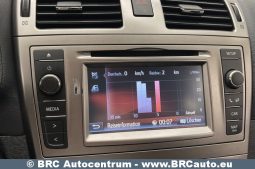 Toyota Avensis Combi 2.2 D-4D Executive Automatas 2015 full