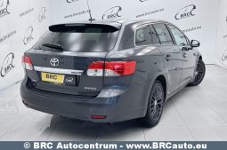 Toyota Avensis Combi 2.2 D-4D Executive Automatas 2015 full
