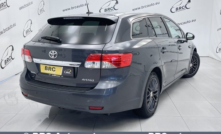 Toyota Avensis Combi 2.2 D-4D Executive Automatas 2015 full