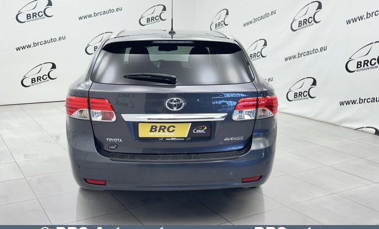 Toyota Avensis Combi 2.2 D-4D Executive Automatas 2015 full