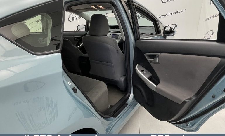 Toyota Prius 1.8 Plug-in Hybrid Automatas 2014 full