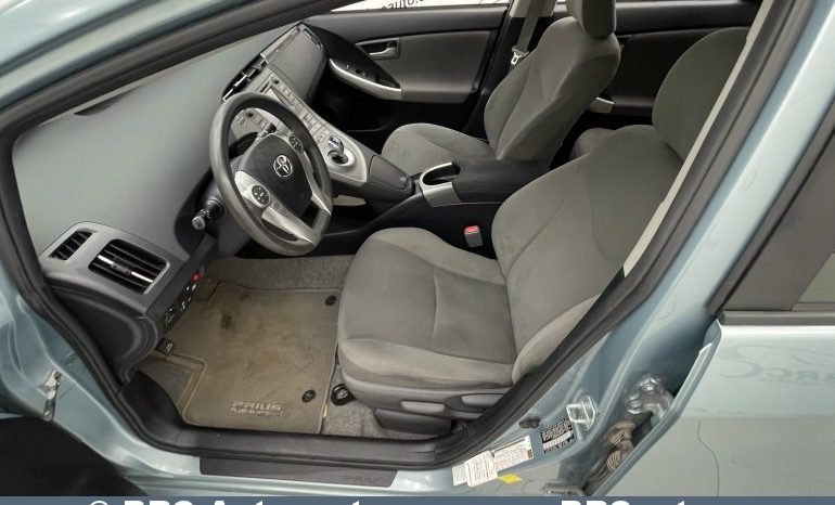 Toyota Prius 1.8 Plug-in Hybrid Automatas 2014 full