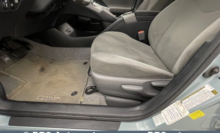 Toyota Prius 1.8 Plug-in Hybrid Automatas 2014 full