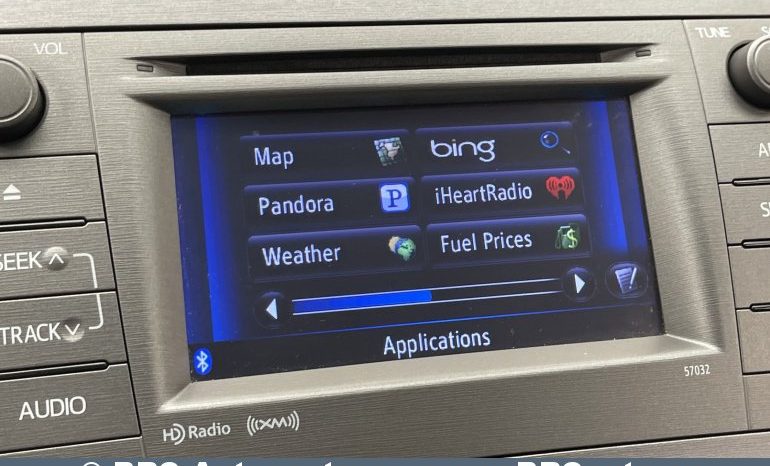 Toyota Prius 1.8 Plug-in Hybrid Automatas 2014 full