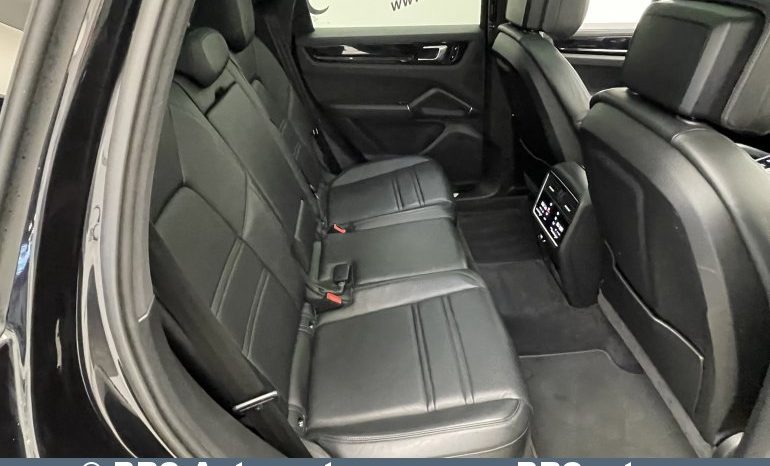 Porsche Cayenne Automatas 2017 full