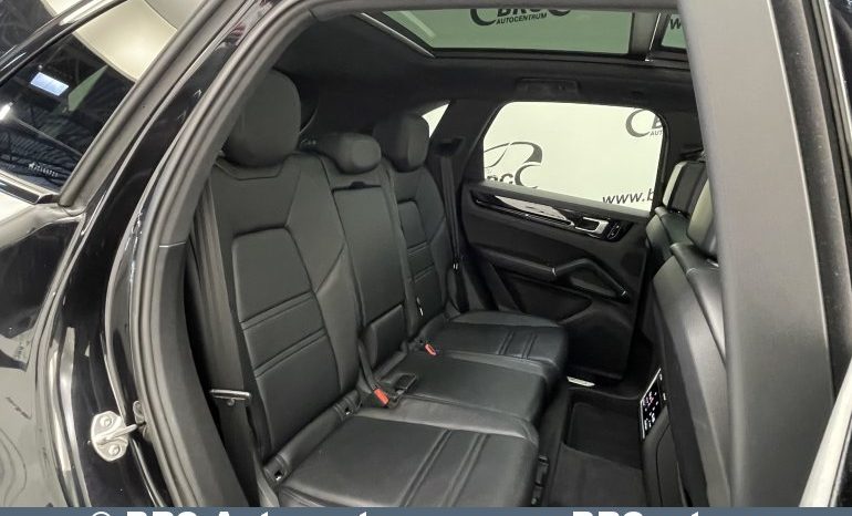 Porsche Cayenne Automatas 2017 full