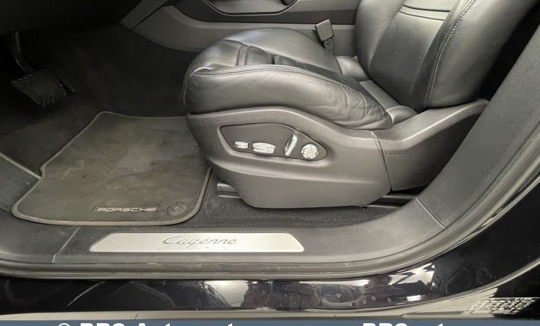Porsche Cayenne Automatas 2017 full
