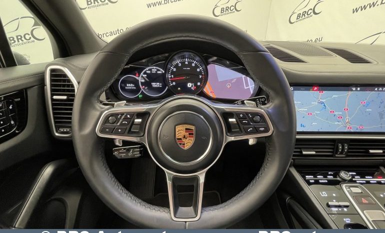 Porsche Cayenne Automatas 2017 full