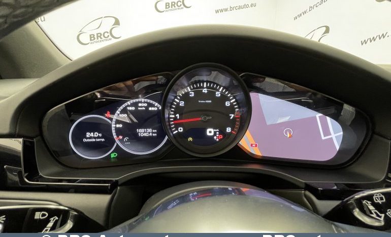 Porsche Cayenne Automatas 2017 full