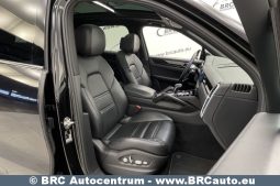 Porsche Cayenne Automatas 2017 full