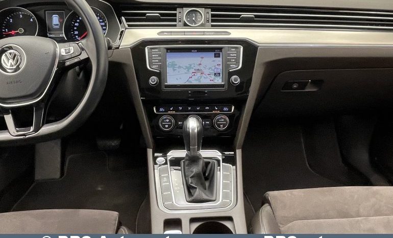 Volkswagen Passat Variant 2.0 TDI DSG 2015 full