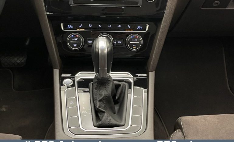 Volkswagen Passat Variant 2.0 TDI DSG 2015 full