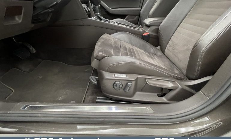 Volkswagen Passat Variant 2.0 TDI DSG 2015 full