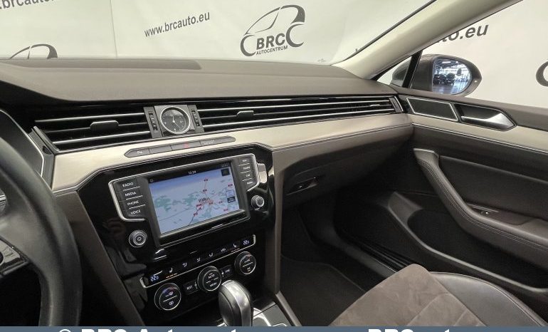Volkswagen Passat Variant 2.0 TDI DSG 2015 full