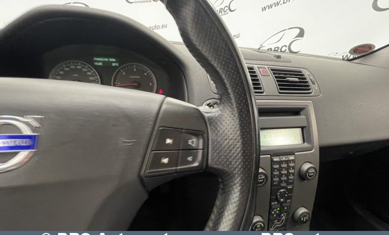 Volvo V50 2.0 D 2006 full