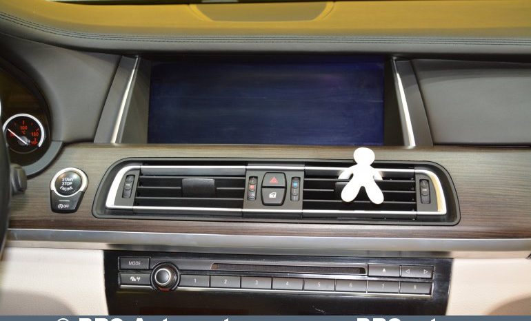 BMW 740 xDrive Automatas 2012 full