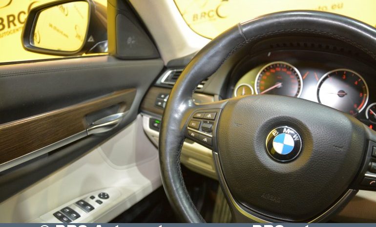BMW 740 xDrive Automatas 2012 full