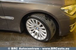 BMW 740 xDrive Automatas 2012 full