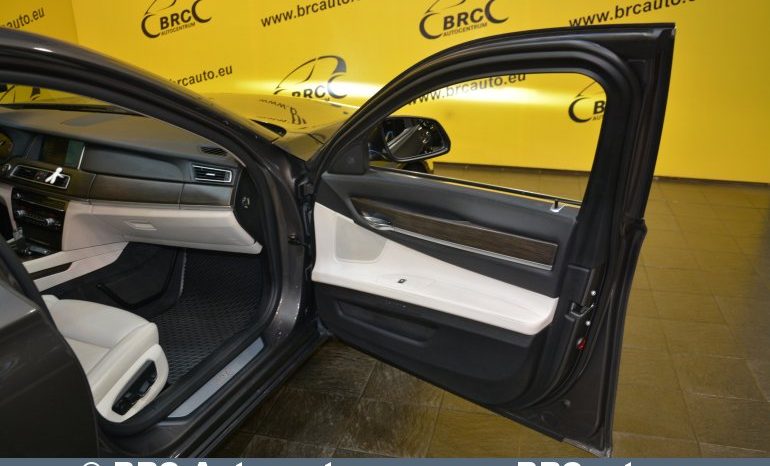 BMW 740 xDrive Automatas 2012 full