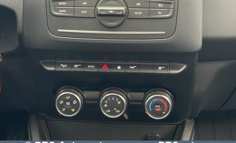 Dacia Duster 1.6i SCe 4×4 2019 full