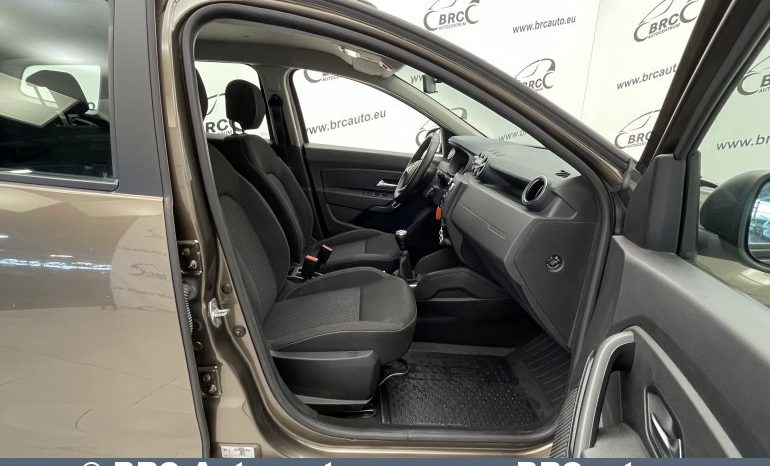 Dacia Duster 1.6i SCe 4×4 2019 full
