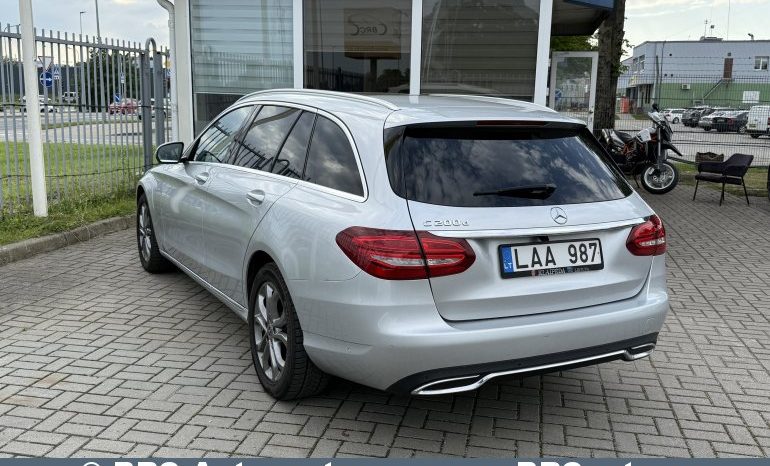 Mercedes-Benz C 200 T 2017 full