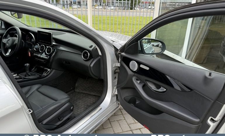 Mercedes-Benz C 200 T 2017 full