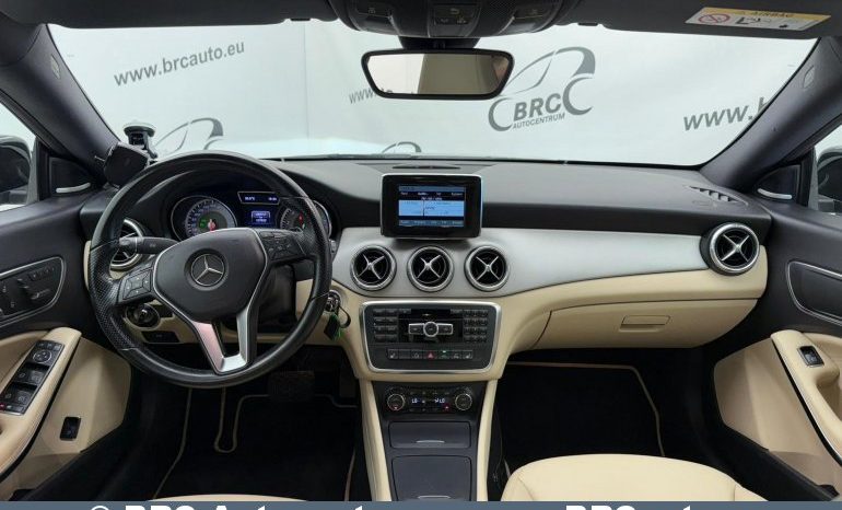 Mercedes-Benz CLA 200 1.6i Automatas 2014 full