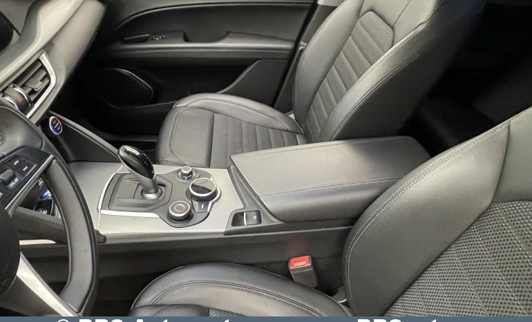Alfa Romeo Stelvio 2.2d Automatas 2019 full