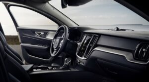 223524_New-Volvo-V60-interior