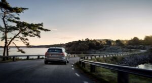 223578_New-Volvo-V60-exterior