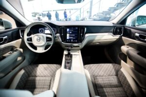 VOLVO_V60-12 Medium
