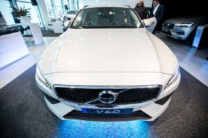 VOLVO_V60-13 Medium