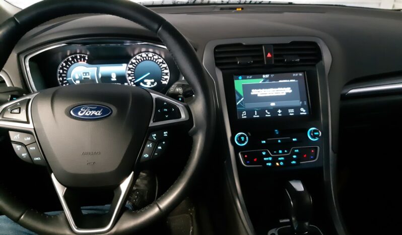 Naudoti 2017 Ford Mondeo full