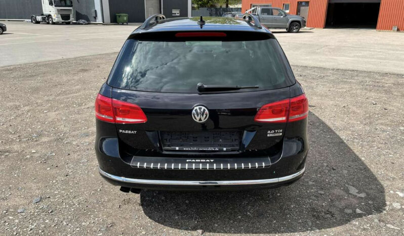 Naudoti 2011 Volkswagen Passat full