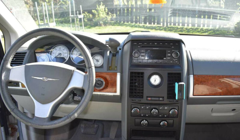 Naudoti 2008 Chrysler Town & Country full