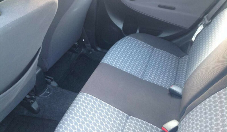Naudoti 2007 Daihatsu Trevis full