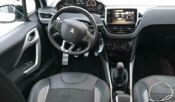 Naudoti 2015 Peugeot 2008 full