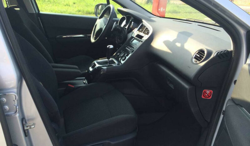Naudoti 2012 Peugeot 5008 full