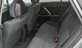 Naudoti 2012 Toyota Avensis full