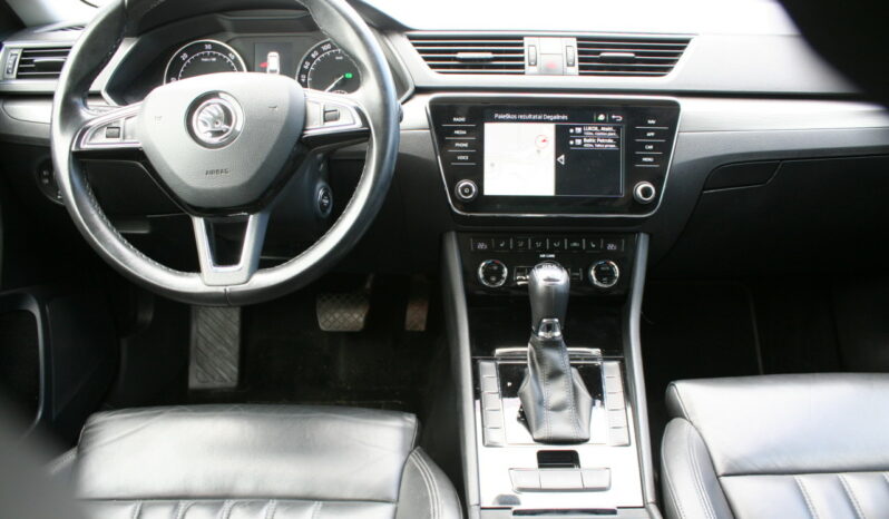 Naudoti 2017 Skoda Superb full