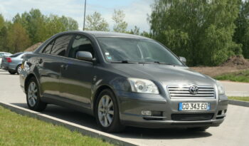 Naudoti 2003 Toyota Avensis full