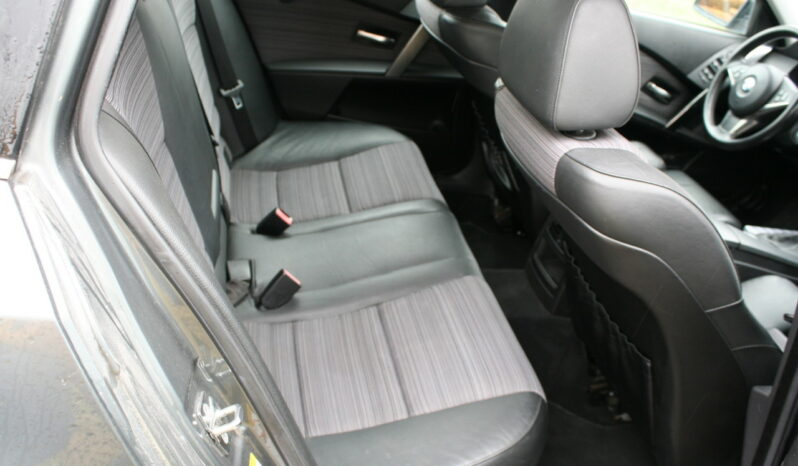 Naudoti 2004 BMW 530 full