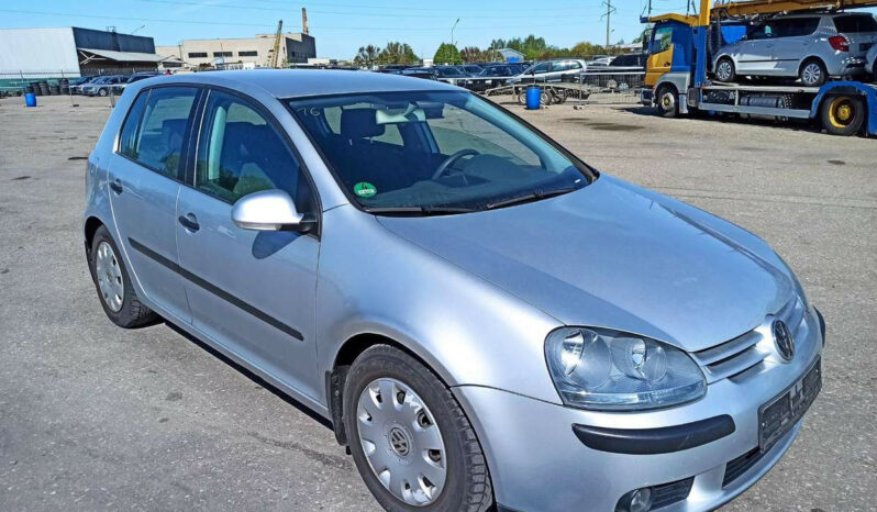 Naudoti 2004 Volkswagen Golf full