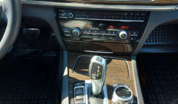 Naudoti 2013 BMW 740 full
