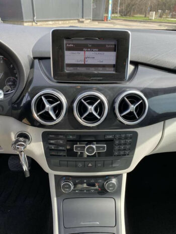 Naudoti 2012 Mercedes Benz B180 full