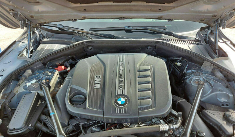 Naudoti 2013 BMW 740 full
