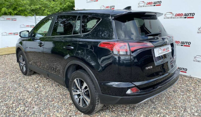 Naudoti 2018 Toyota RAV4 full